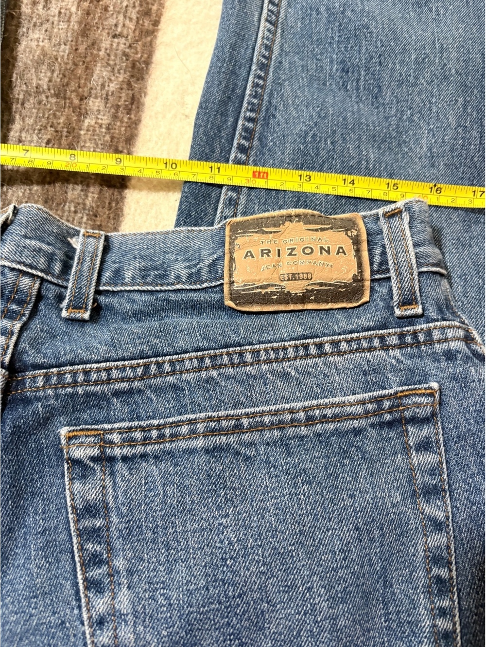 Arizona Jean Co. Blue Denim Jeans with Distressed Details
